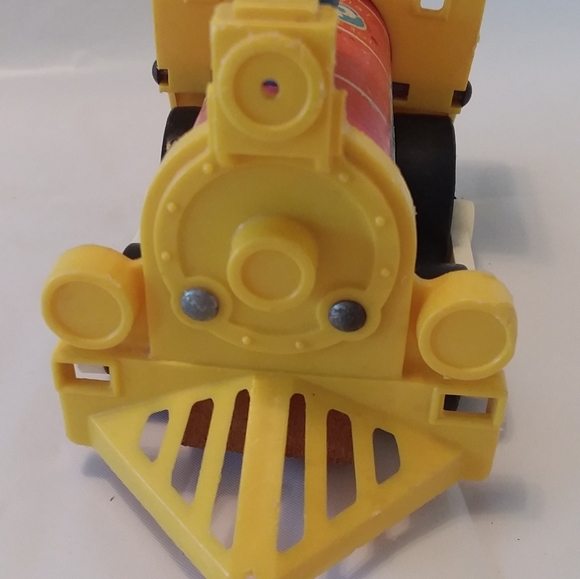 Vintage Fisher Price Rare Yellow Toot Toot Engine - Picture 10 of 12